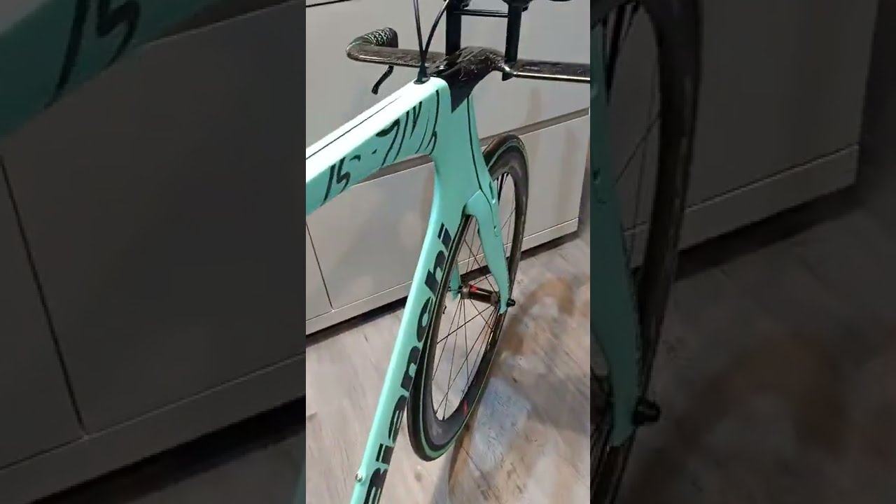 BIANCHI AQUILA CV TIME TRIAL BIKE