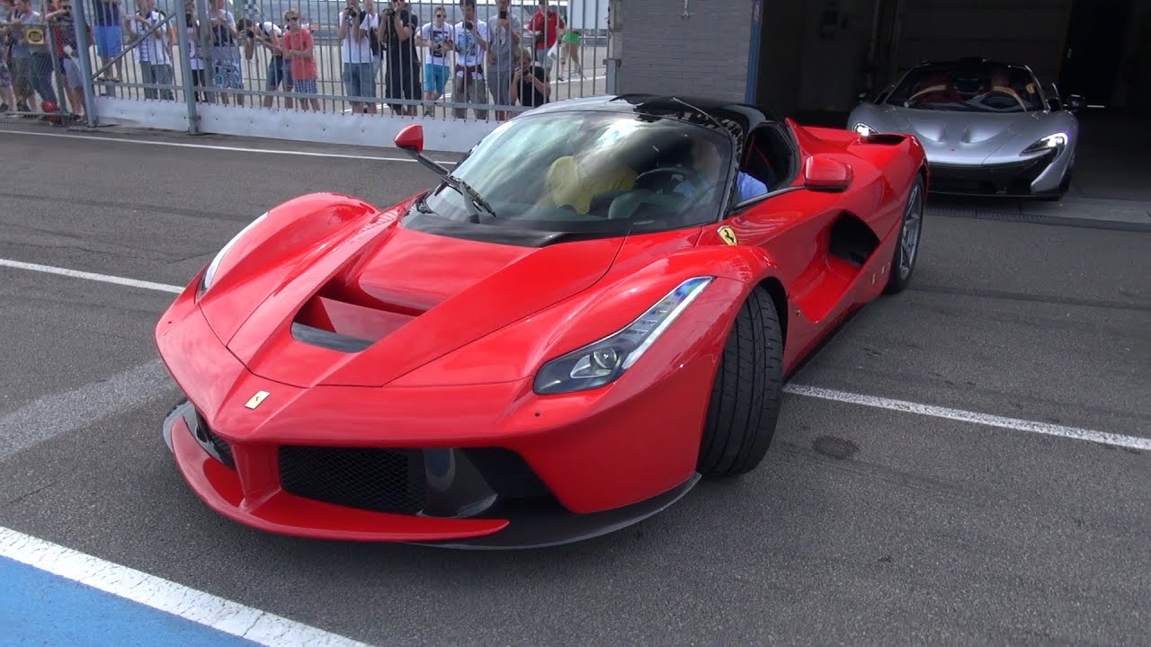 Ferrari LaFerrari - Exhaust Sounds on the Track!
