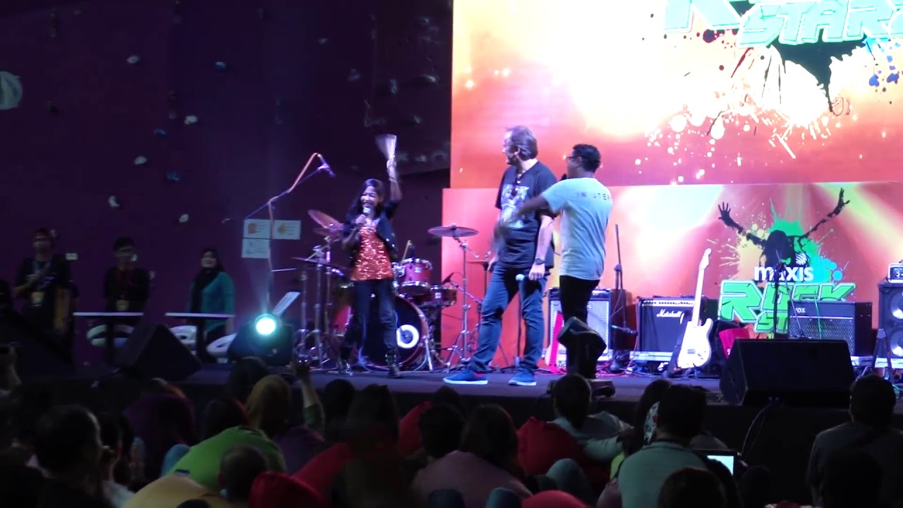 DRUM BATTLE VIRAL Мортен Лундал VS Нур Амира Сяхира