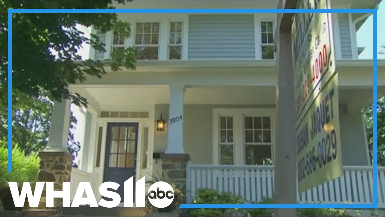 New single-family home sales surge 21%, hitting highest level since Jan. 2022