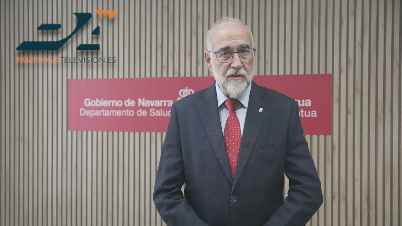 Fernando Dom&iacute;nguez anuncia por sorpresa el cese del gerente del SNS-O