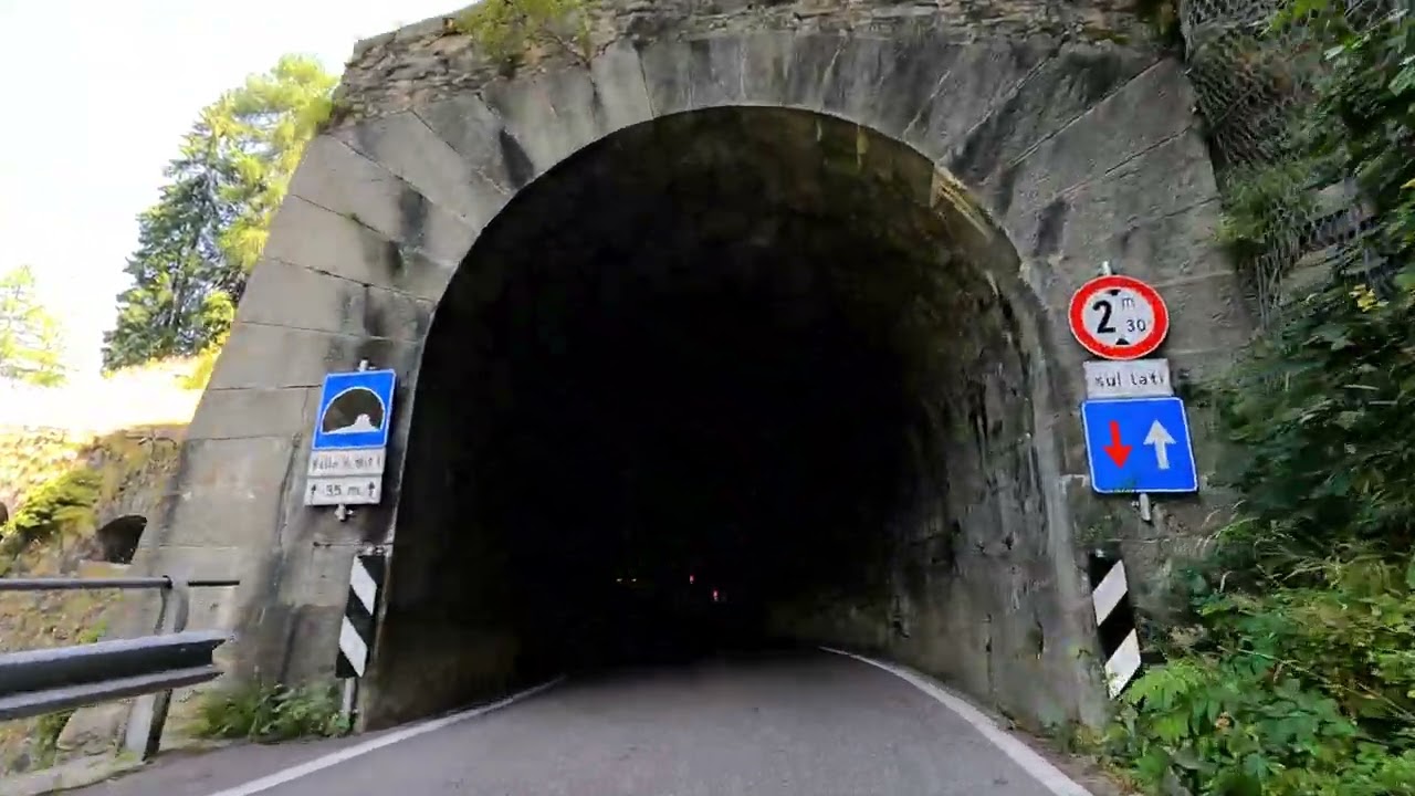 4K Montain  Road,  Passo Dello Spluga,  Italy 🇮🇹    Splügenpass, Switzerland 🇨🇭