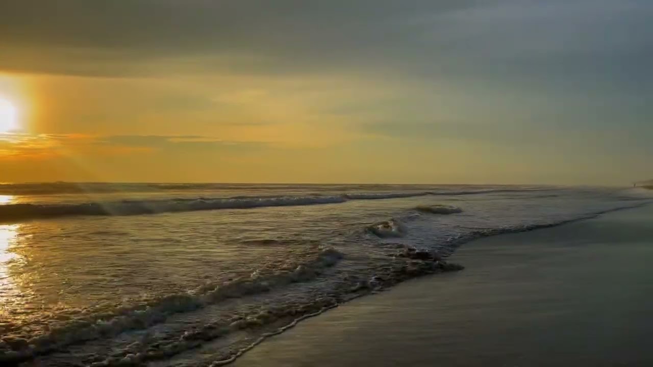 Full Un-Looped Sunset on a Tropical Beach | 1 Hour Calming Ocean Waves for Deep Sleep | 4K ASMR