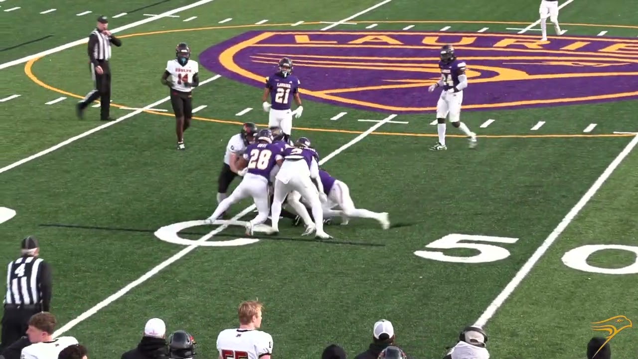Плей-офф футбольного турнира OUA (полуфинальная игра) – Guelph Gryphons против Laurier Golden Hawks