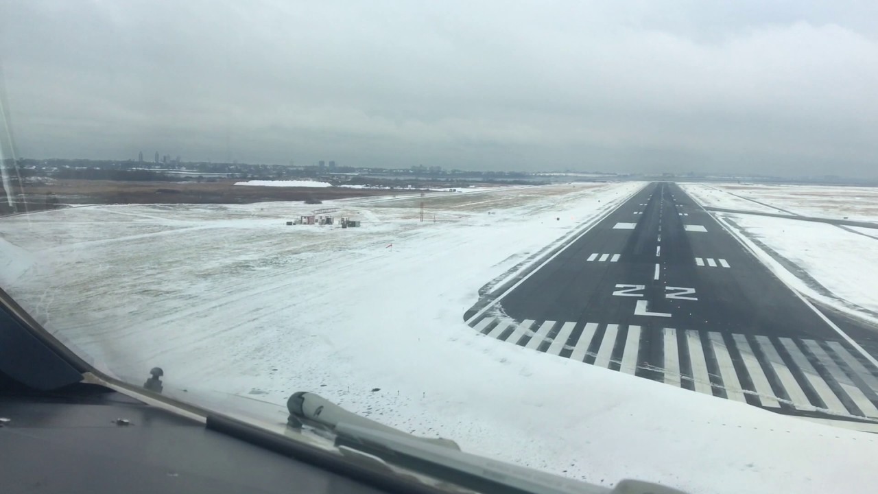 Airbus 340-600 Iberia. Approach & landing at New York (cockpit view)1080pHD