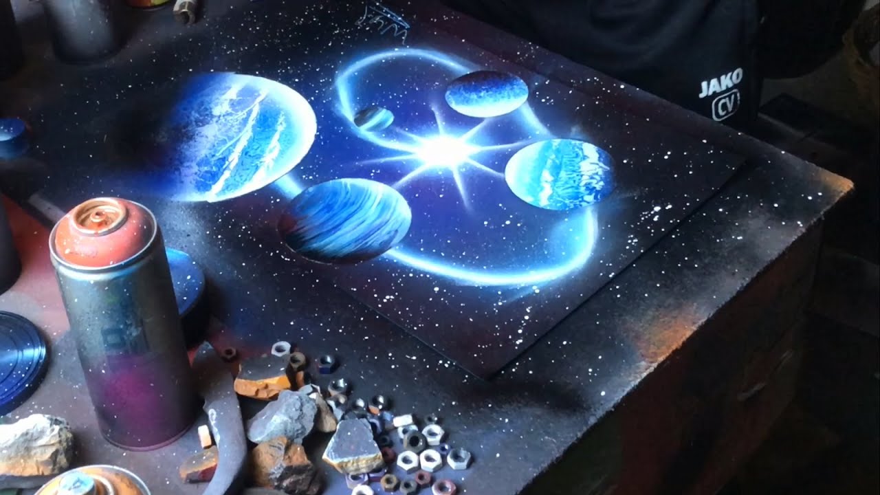 SPRAY PAINT GALAXY | Planètes et Galaxie spirale