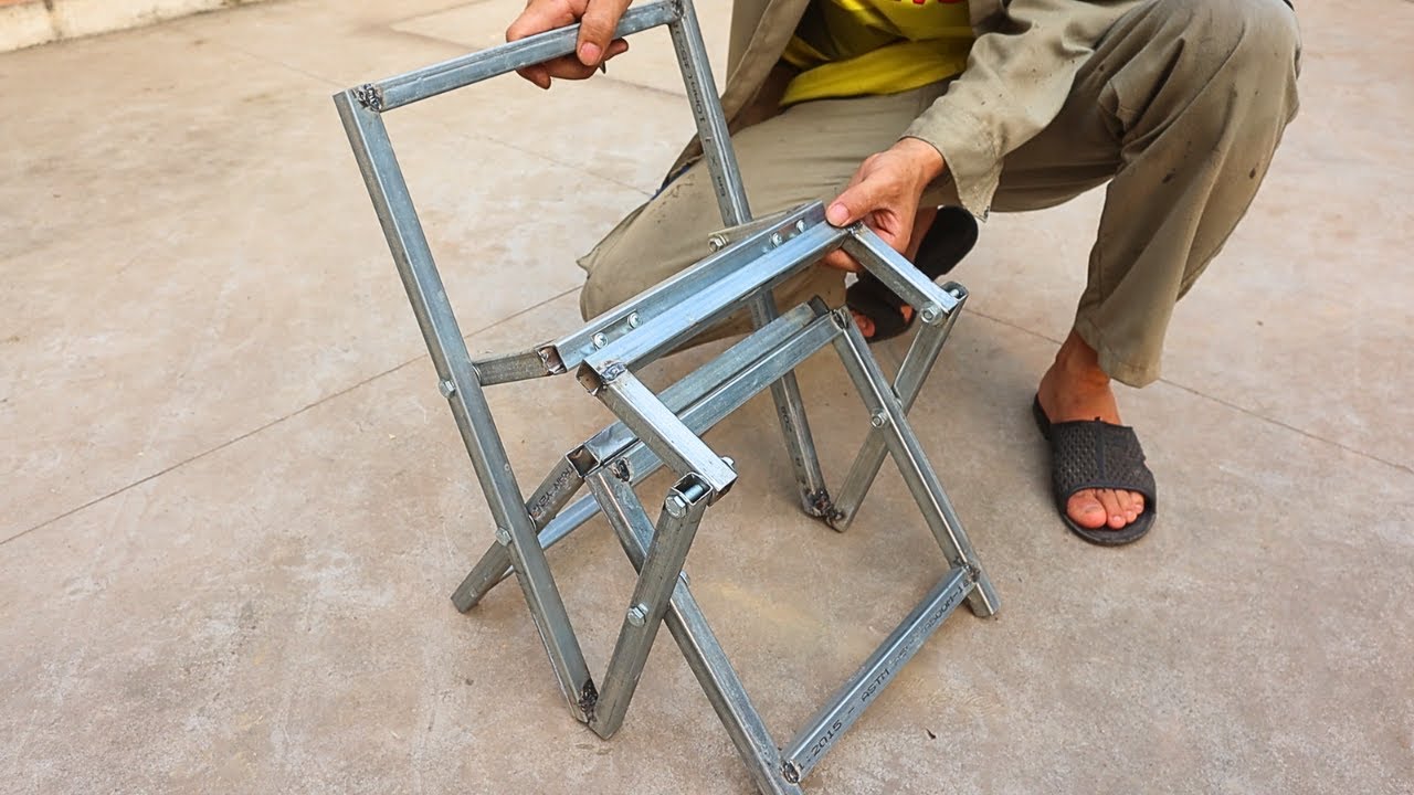 Great idea for a smart craftsman's compact folding recliner / DIY smart folding metal