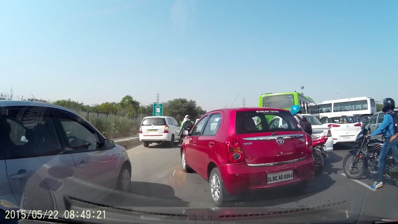 NH8 Gurgaon Toll Chaos 22 May 2015