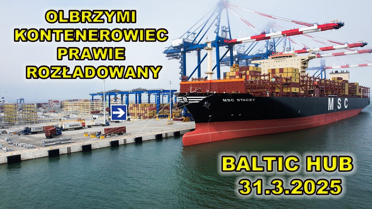 Rozbudowa  Baltic Hub 31.3 - olbrzymi kontenerowiec już prawie rozładowany.