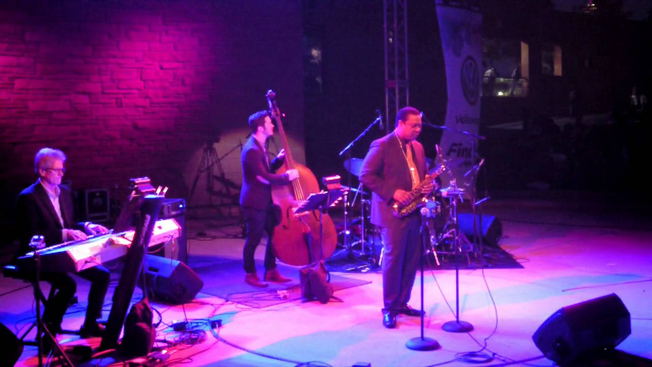 Love walked in  (Gershwin Song)  Vincent Herring Quartet