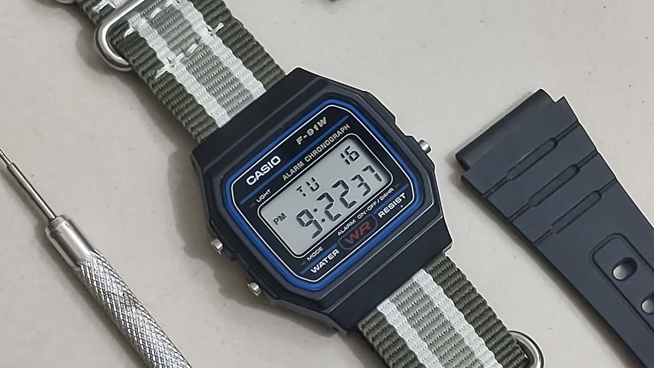 Casio F-91W NATO STRAP CHANGE #diy #howto  #casio #casiof91w #natostrap