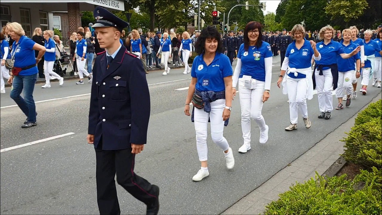 Schützenfest Esens 2019 - Festumzug Montag