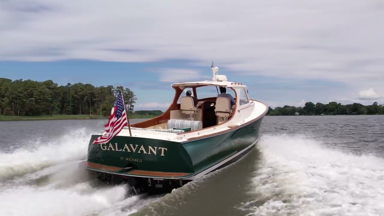 1997 Hinckley Picnic Boat Classic 