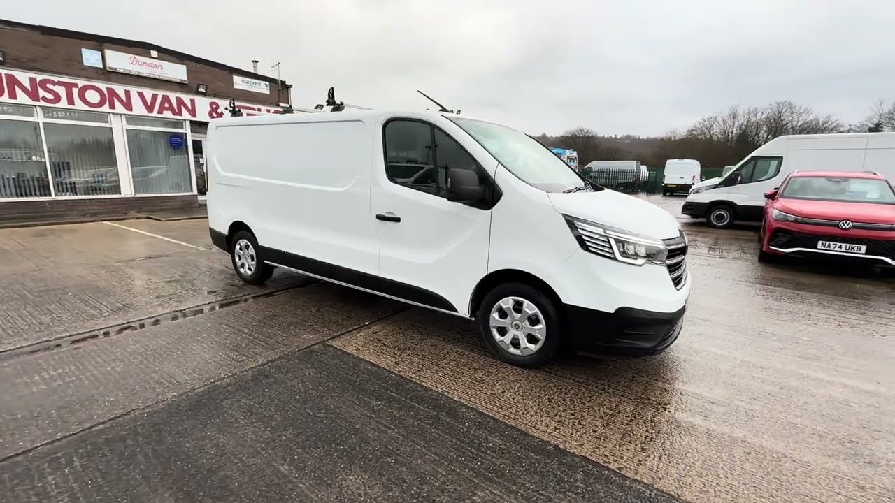 2022/72 Plate Renault Trafic LL30 business Plus 2.0 DCI 130 Ps L2 H1 LWB Euro 6 