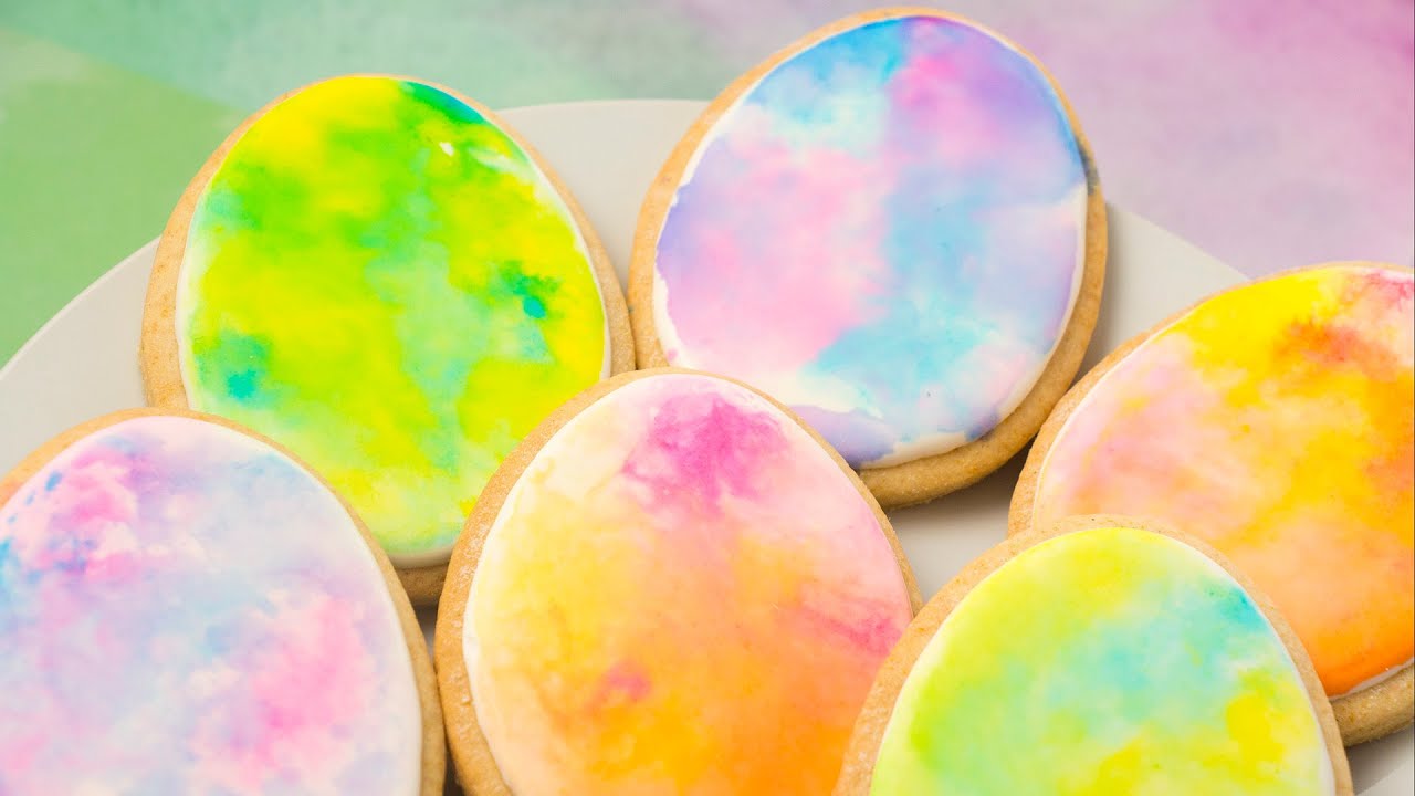 How to Decorate Watercolor Easter Egg Cookies