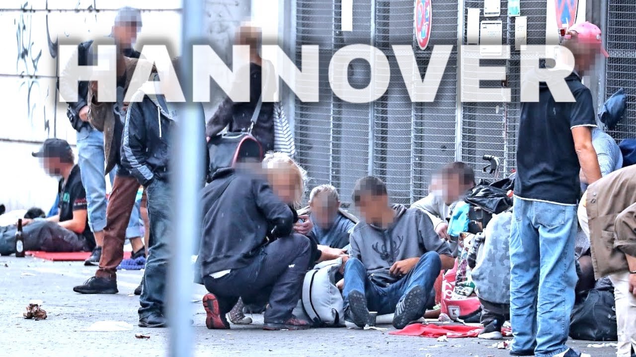 Hannover Hauptbahnhof wird zu Bagdad! 😱🔥 ￼der Untergang Deutschlands!