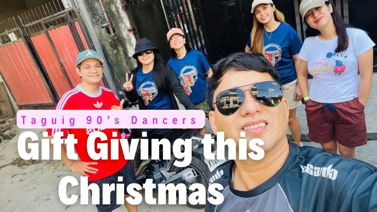 Gift Giving this Christmas