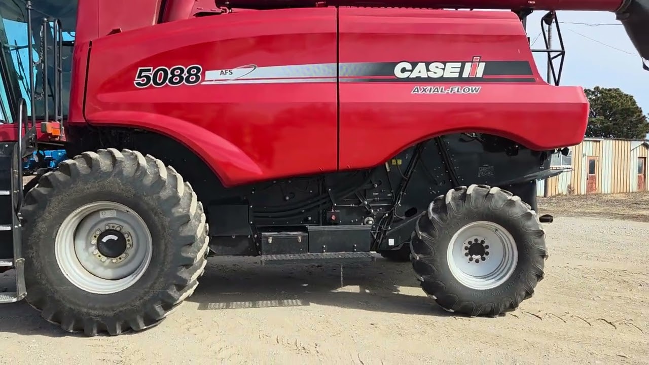 Case IH 5088 Combine