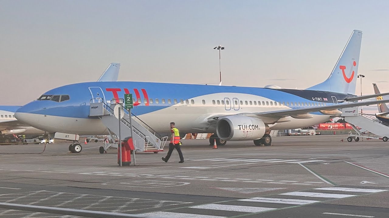TRIPREPORT | Full thrust takeoff | Dubrovnik- East Midlands | TUI Boeing 737