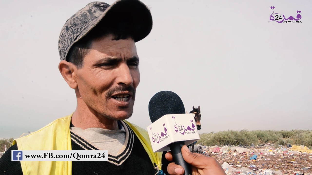 حسين أيت طالب.. عامل نظافة يقوم بدور المجلس في سيدي الطيبي