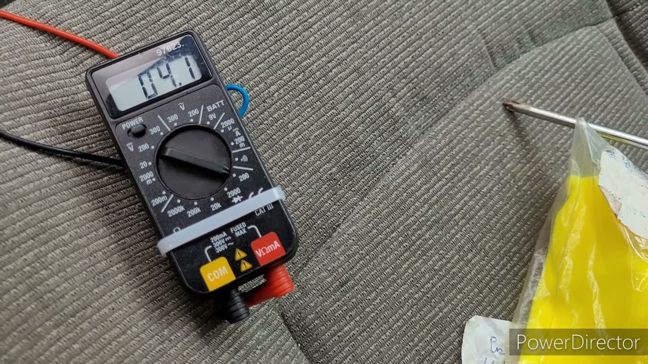 Réglage du gain ampli dans une voiture et équaliseur, méthode simple avec peu de matériel.