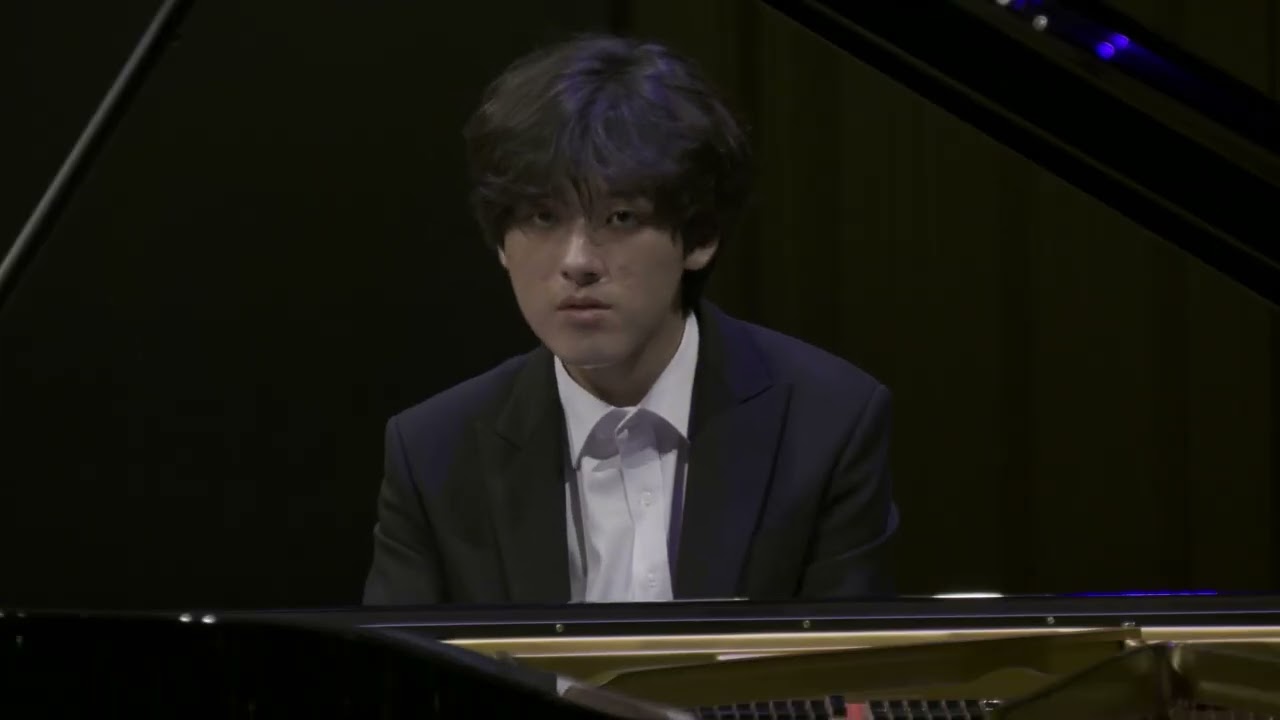 Yunchan Lim 임윤찬 – BEETHOVEN – Variations and Fugue in E flat Major, op. 35 (“Eroica”)