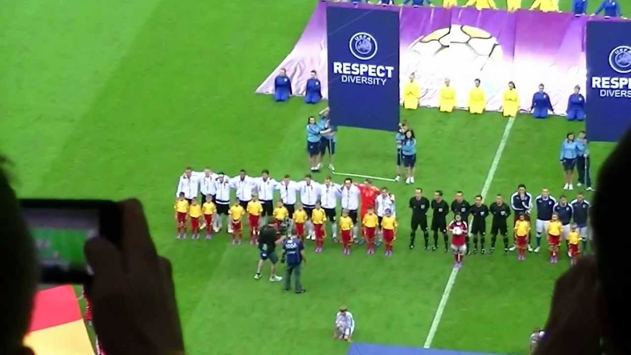 Euro 2012: The National Anthem of Germany (Semifinal Germany - Italy in Warsaw) / Hymn Niemiec
