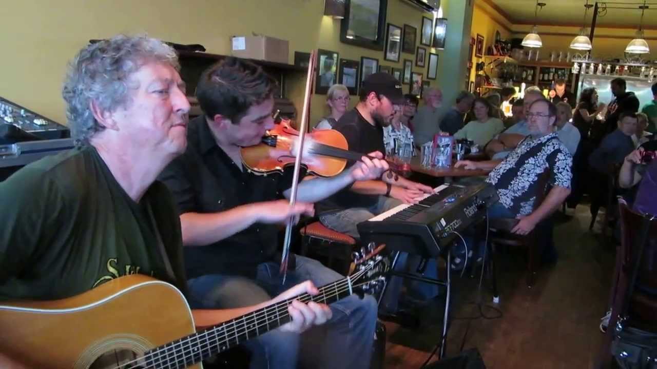 Colin Grant, Jason Roach, Scott Macmillan at Red Shoe Pub, Mabou Cape Breton