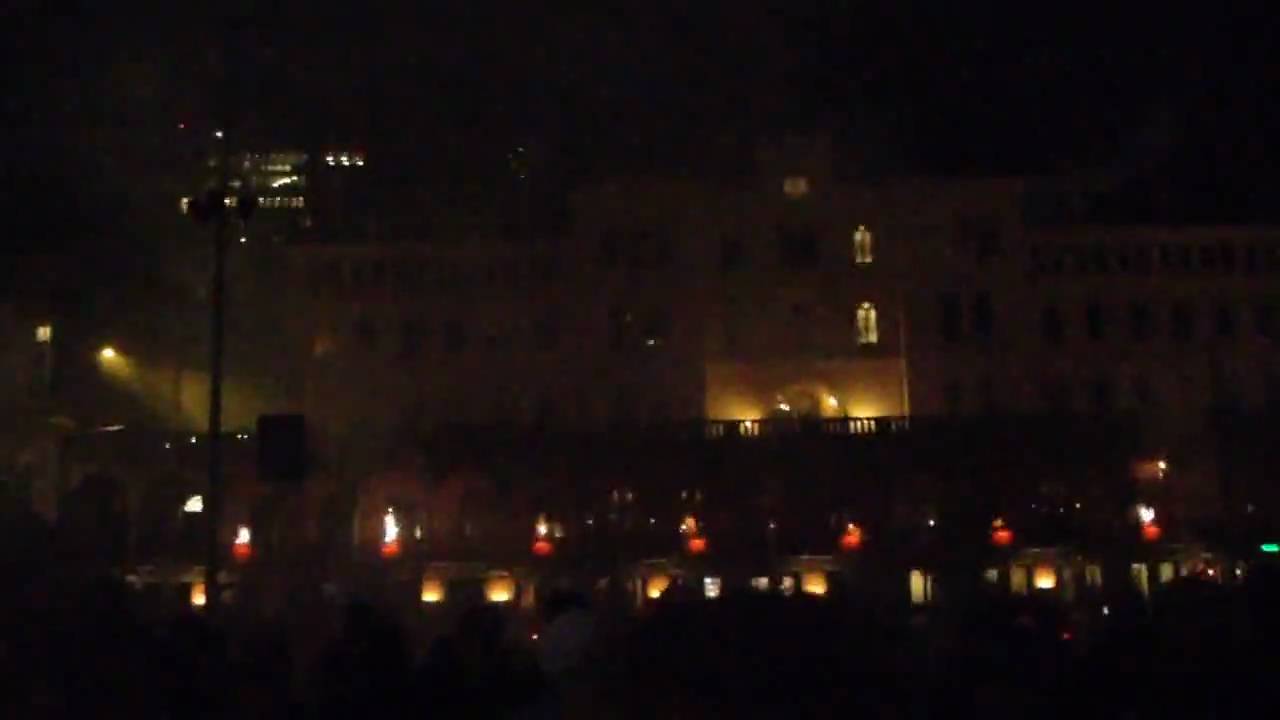 Fireworks synchronized with ABBA music, Youngstorget Oslo. 720p HD *PART1/2*