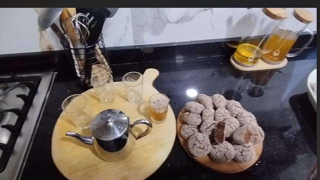 🇲🇦حريشات بالشكلاط وفارينة وسميدة القمح بدون دقيق مع طريقتي في تحضير العسل 😋😋