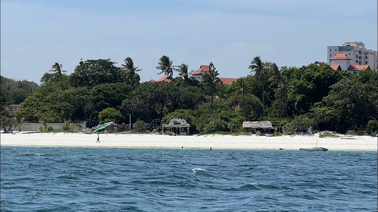 Africa’s Ocean Paradise 🇰🇪 Kenya in Stunning 4K | Relaxing Ocean Scenes