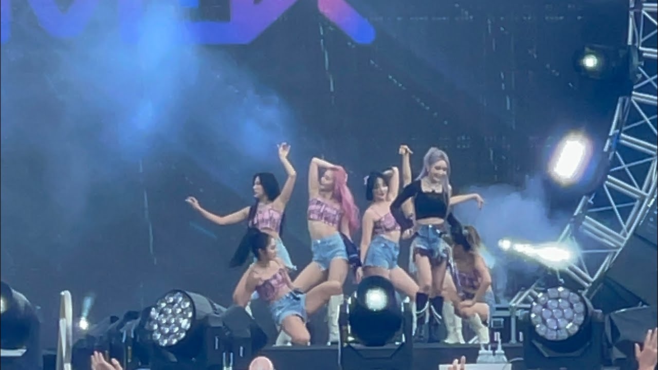 [FANCAM] CHUNG HA- Gotta Go; the MIK Festival in Southwark Park London 220730
