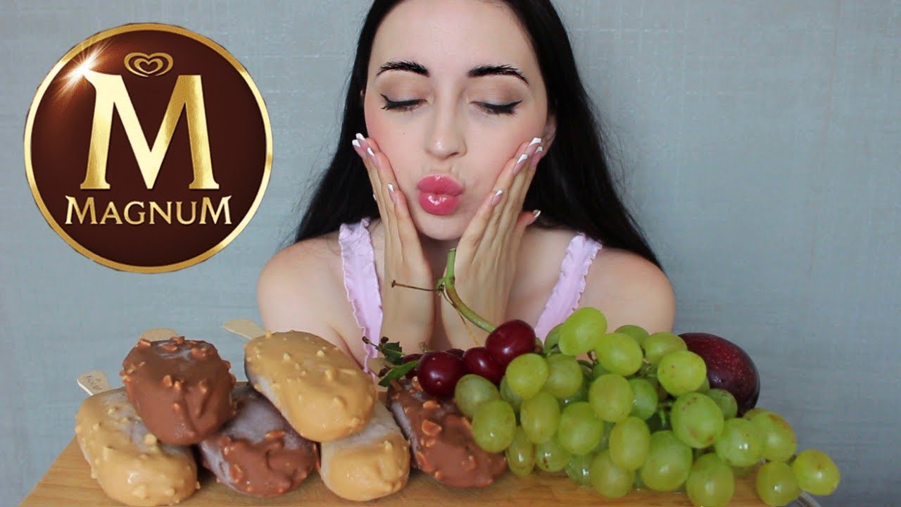 МОЯ ПЕРВАЯ РАБОТА И ДЕНЬГИ / Mukbang Ayka Emilly