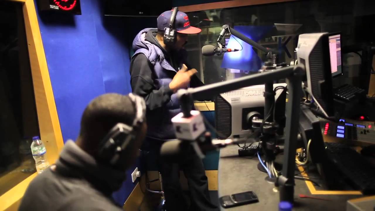 Scrufizzer & Flirta D VERSUS Preditah - Evil Twin (Filmed for the Logan Sama show February 4th 2013)