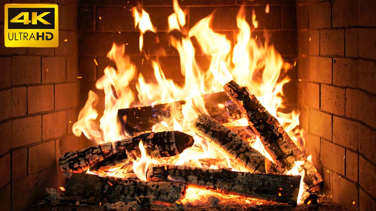 🔥 The Most Calming Fireplace with Tranquil Fire Glow & Rustling Flames for Warm Christmas Vibes