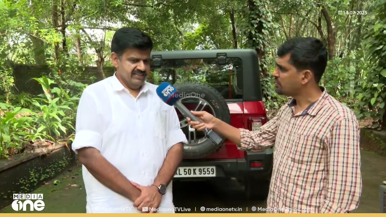 'ഇന്നലത്തെ മഴയ്ക്ക് മുളച്ച ആർഷോയെ പോലെയുള്ളവർ പി.കെ ശശിയെ ഭീഷണിപ്പെടുത്തുകയാണ്...': സന്ദീപ് വാര്യർ