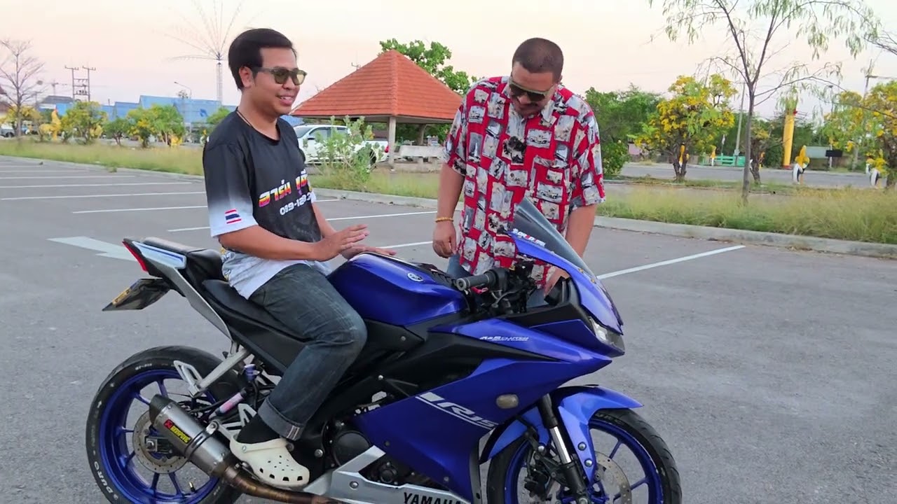 YAMAHA R15  V3 ปี18 เพียง29,500เท่านั้น