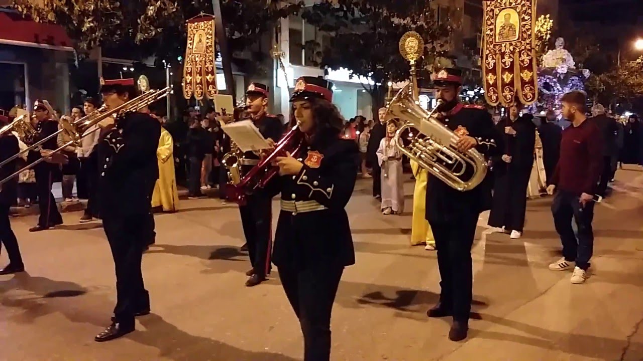 Μ. Παρασκευή - Περιφορά επιταφίου στα Τρίκαλα 29.04.2016