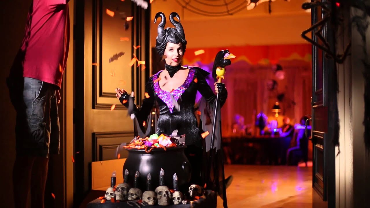 Behind the Scenes of an Oriental Trading Halloween