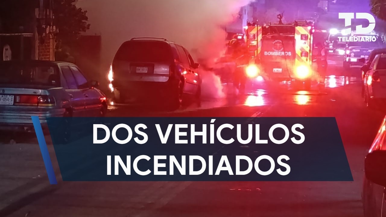 Se incendian dos vehículos durante la madrugada en Guadalajara; investigan su fueron provocados