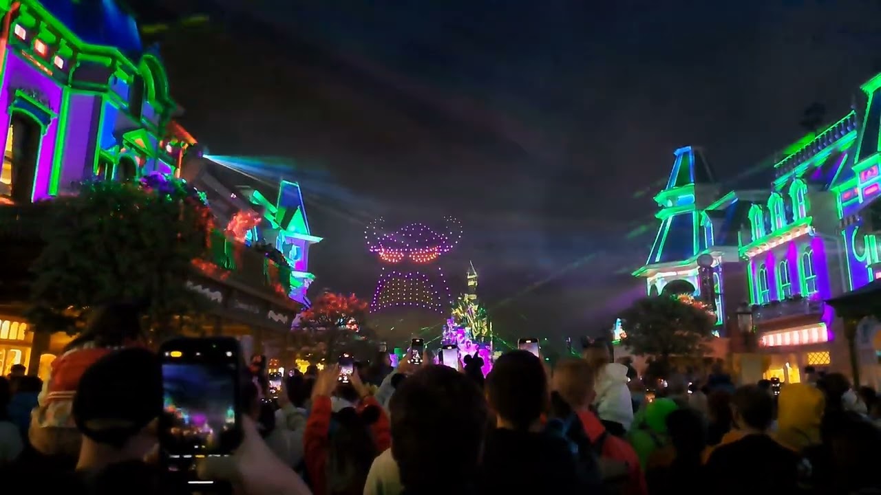 [4K] Disney Tales of Magic Nighttime Spectacular (with Drones), Main Street View - Disneyland Paris