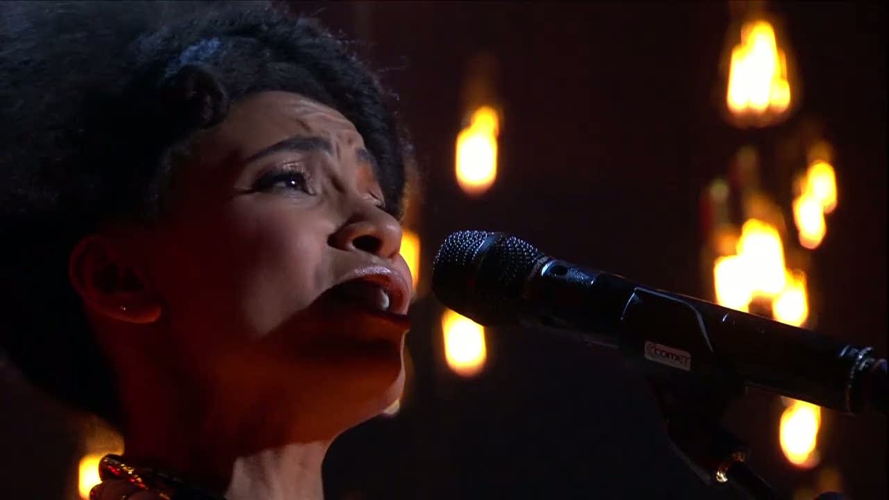 Esperanza Spalding – Endangered species