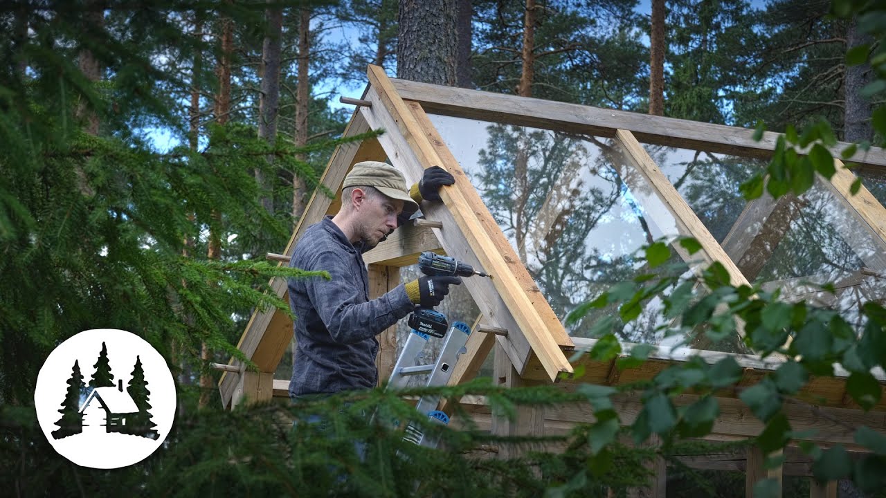 Greenhouse addition to my Log Cabin | Finishing the roof (Ep9)