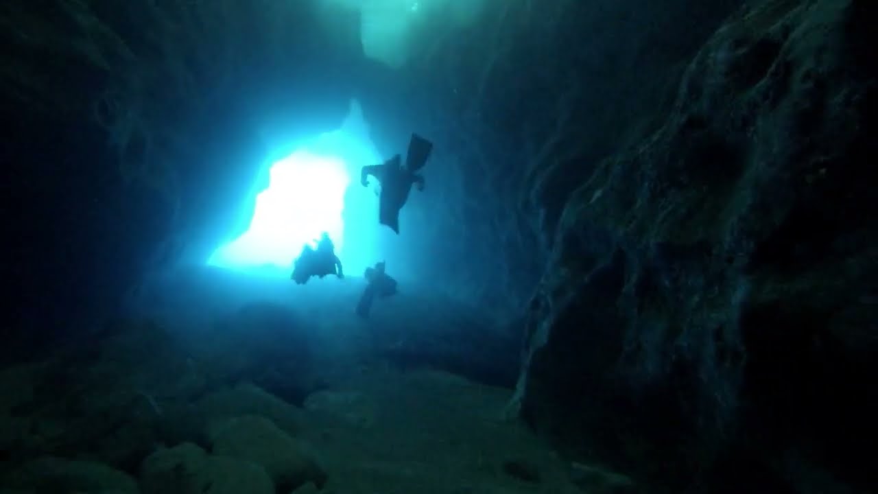 Freediving Gozo - Caves, Wrecks and More
