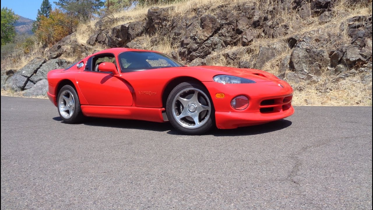 Он НОВЫЙ! Что? Dodge Viper GTS V10 1997 года, 6-ступенчатая коробка передач, красный, история Rid...