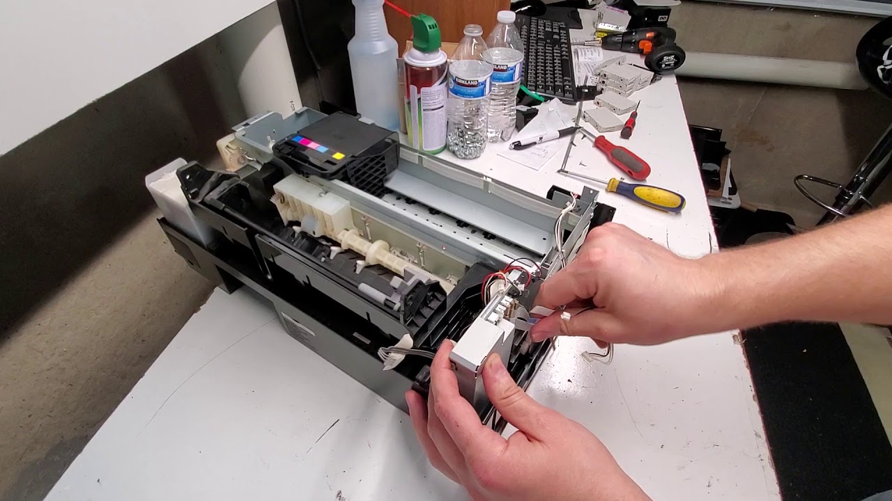 Removing parts on Epson Stylus Photo R280 Printer R290 Taking Apart