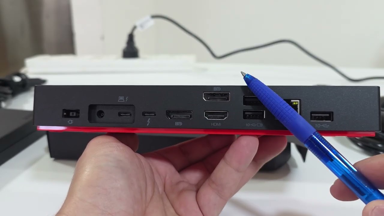 Док-станция Lenovo ThinkPad Universal Thunderbolt 4 – порты и цена