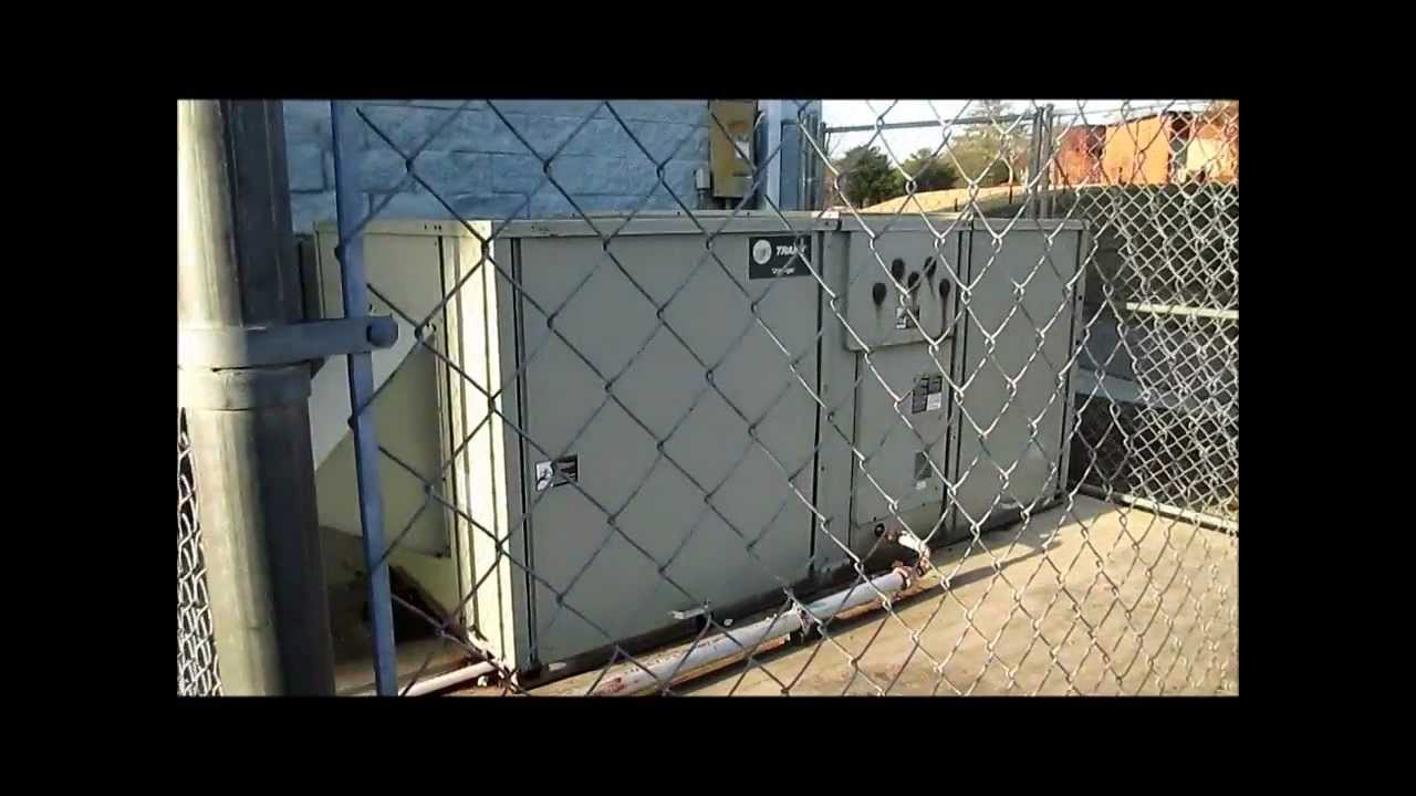 2000 Trane Voyager Commercial Gas Pack