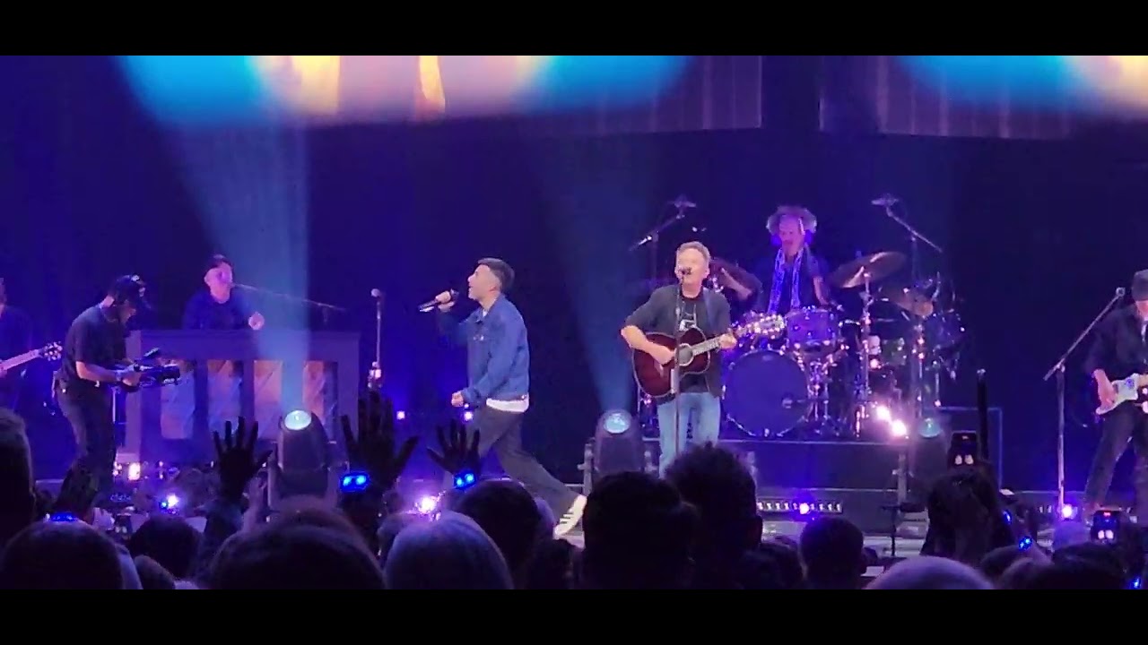 Chris Tomlin with Phil Wickham Holy Forever @ Good Friday concert