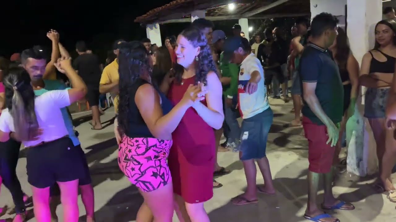 Gildenes Araújo Forrozinho dos bom em Paula pessoa Ceará a mulherada caiu no forró 😃